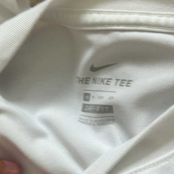 nike dri fit white tee - Picture 2 of 3